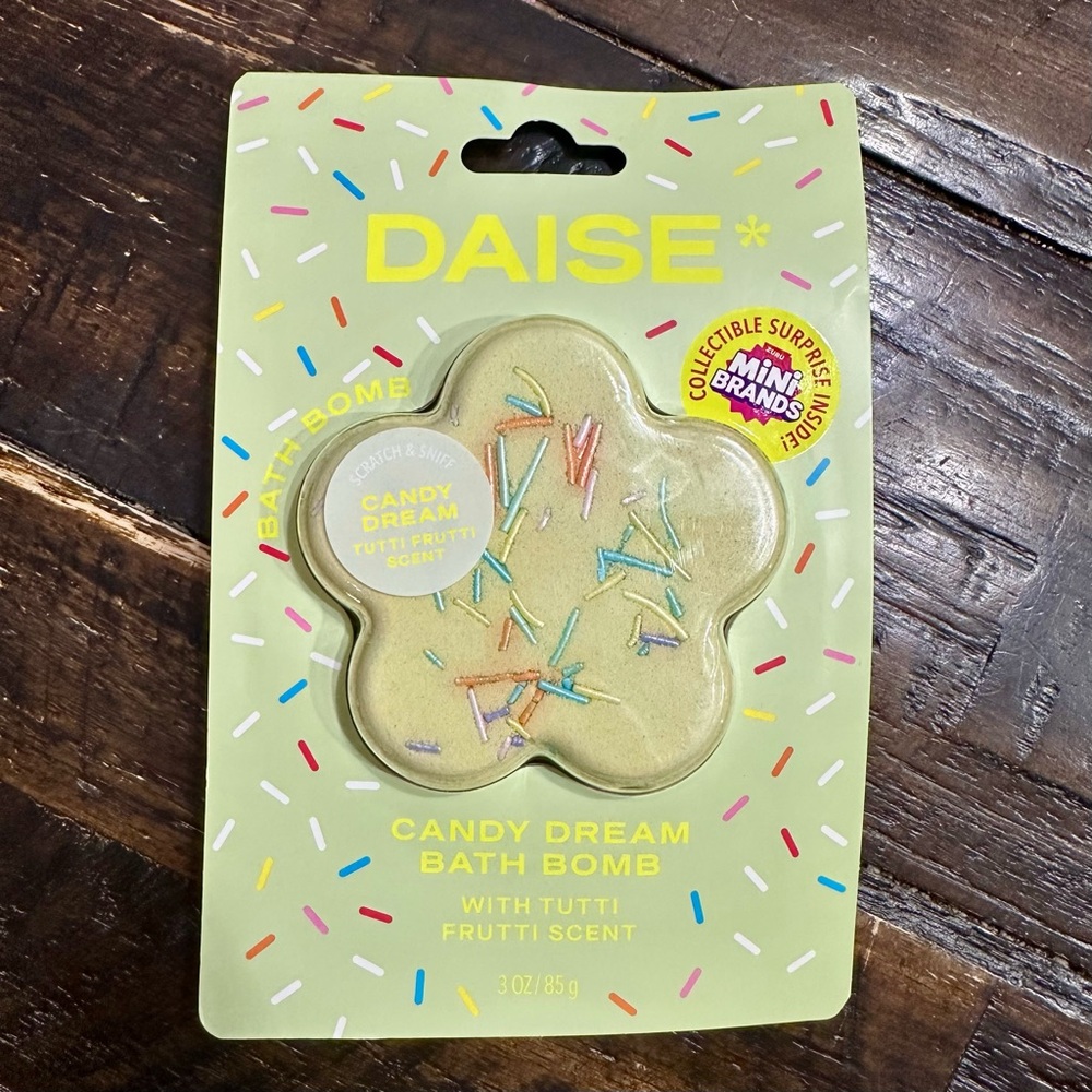 Candy Dream Bath Bomb (B22)